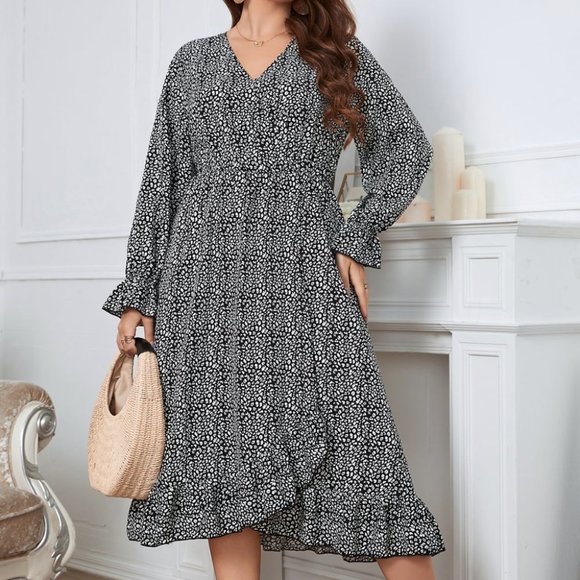 Melo Apparel Plus Size Printed V-Neck Flounce Sleeve Midi Dress - Picture 8 of 9